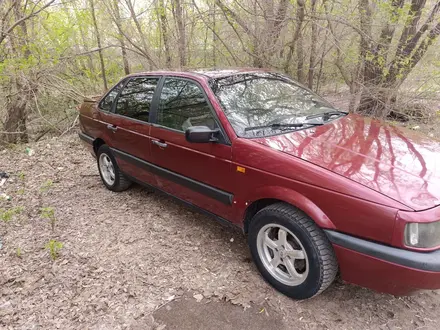 Volkswagen Passat 1993 года за 1 100 000 тг. в Костанай – фото 2