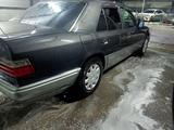 Mercedes-Benz E 200 1994 годаүшін1 700 000 тг. в Талдыкорган – фото 3