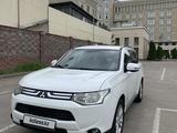 Mitsubishi Outlander 2013 года за 6 000 000 тг. в Алматы – фото 2