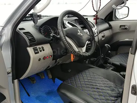 Mitsubishi L200 2014 года за 14 000 000 тг. в Хромтау – фото 9