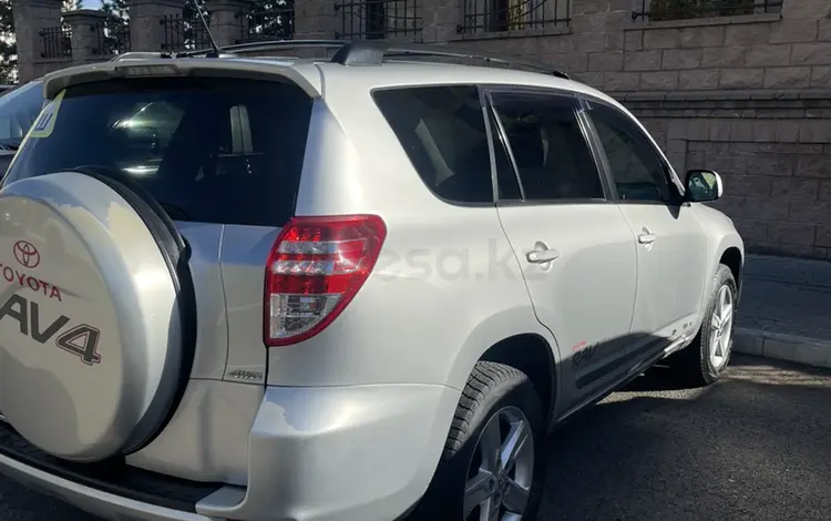 Toyota RAV4 2012 года за 7 770 000 тг. в Астана