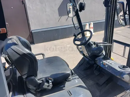 Komatsu  KOMATSU FG10T 2012 года за 4 150 000 тг. в Астана – фото 7