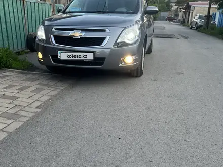 Chevrolet Cobalt 2023 года за 6 200 000 тг. в Караганда – фото 2