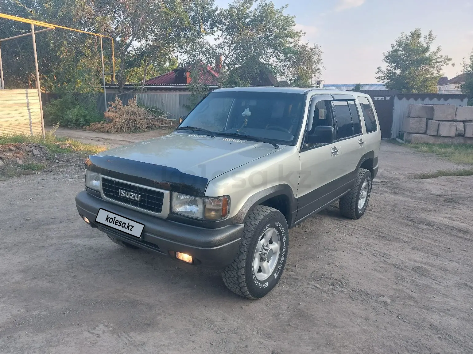 Isuzu Trooper, 1997