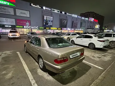 Mercedes-Benz E 240 2000 года за 3 300 000 тг. в Актобе – фото 6