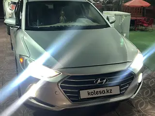 Hyundai Elantra, 2016