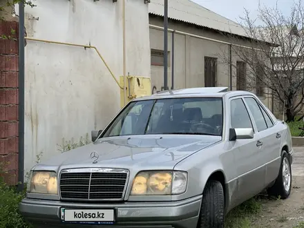 Mercedes-Benz E 220 1993 годаүшін3 340 000 тг. в Туркестан