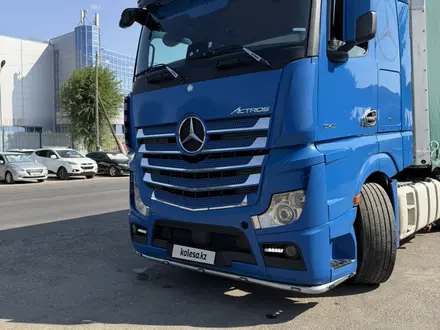 Mercedes-Benz  Actros 2015 года за 28 888 888 тг. в Алматы
