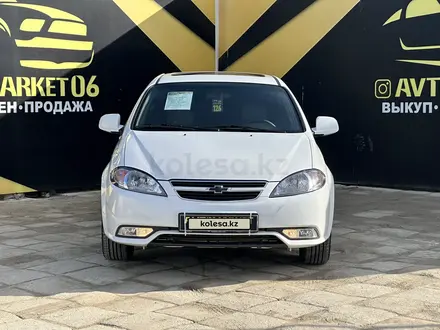 Chevrolet Lacetti 2013 года за 7 600 000 тг. в Атырау – фото 2