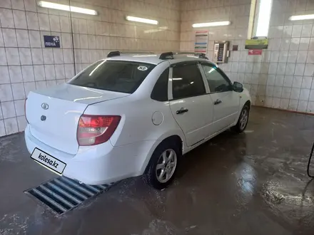 ВАЗ (Lada) Granta 2190 2012 года за 3 000 000 тг. в Уральск – фото 2