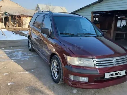 Mitsubishi Space Wagon 1999 года за 3 100 000 тг. в Алматы – фото 3