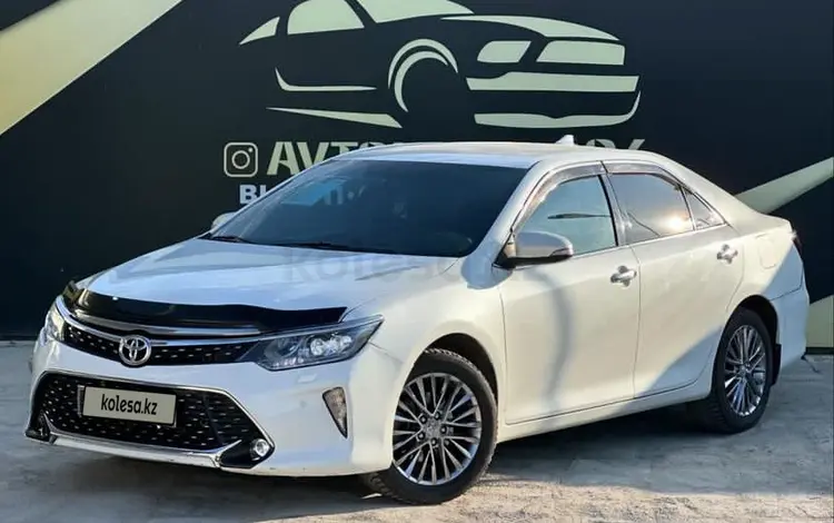 Toyota Camry 2015 года за 10 000 000 тг. в Атырау