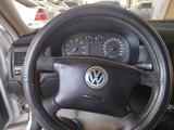 Volkswagen Golf 2004 годаfor3 500 000 тг. в Сарыагаш – фото 2