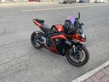 Suzuki  GSX-R 750 2006 годаfor3 000 000 тг. в Усть-Каменогорск – фото 2