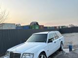 Mercedes-Benz E 220 1994 годаfor1 900 000 тг. в Алматы – фото 4