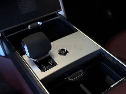 Land Rover Range Rover Autobiography 2026 года за 137 118 000 тг. в Астана – фото 17