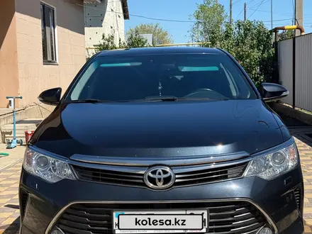 Toyota Camry 2016 года за 11 500 000 тг. в Актобе