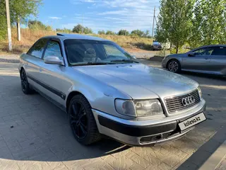 Audi 100