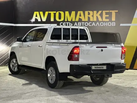 Toyota Hilux 2017 года за 14 350 000 тг. в Атырау – фото 5