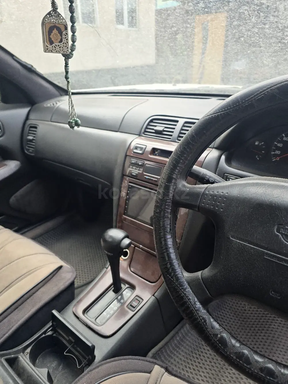 Nissan Cefiro, 1998