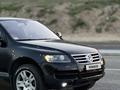Volkswagen Touareg 2006 годаүшін4 499 999 тг. в Алматы – фото 3