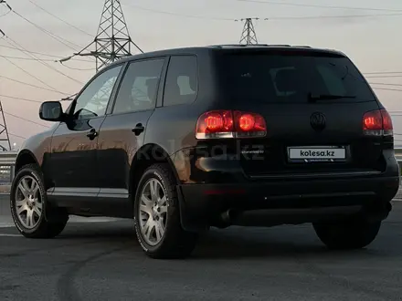 Volkswagen Touareg 2006 года за 4 499 999 тг. в Алматы – фото 5