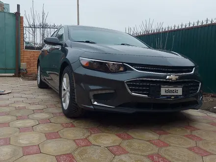 Chevrolet Malibu 2016 года за 4 700 000 тг. в Атырау – фото 12