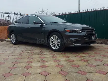 Chevrolet Malibu 2016 года за 4 700 000 тг. в Атырау – фото 15