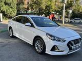 Hyundai Sonata 2017 годаүшін7 500 000 тг. в Шымкент – фото 2
