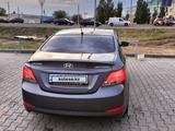 Hyundai Accent 2015 года за 5 600 000 тг. в Актобе – фото 2