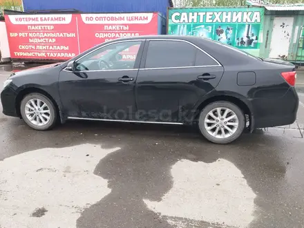 Toyota Camry 2014 годаүшін10 500 000 тг. в Усть-Каменогорск – фото 13
