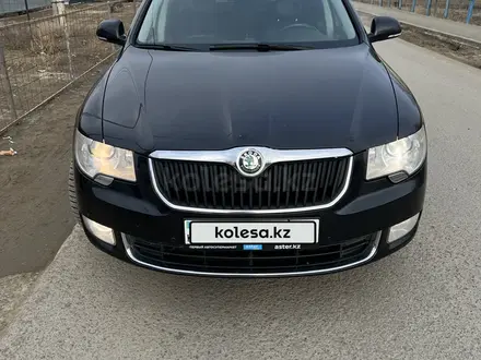 Skoda Superb 2013 года за 5 700 000 тг. в Атырау – фото 2