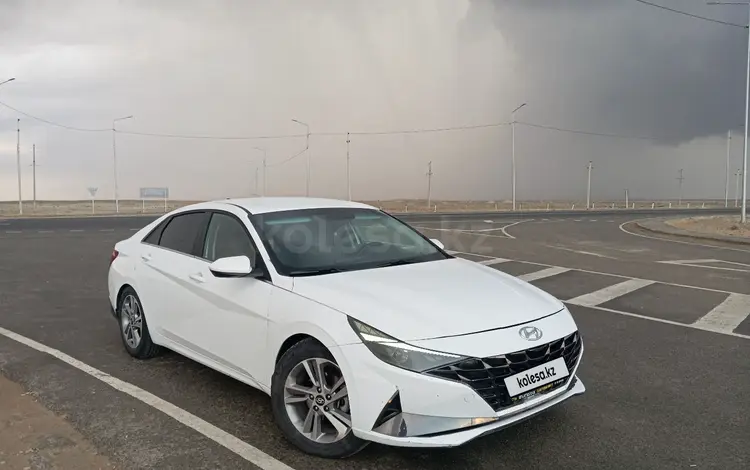 Hyundai Elantra 2022 года за 7 000 000 тг. в Атырау