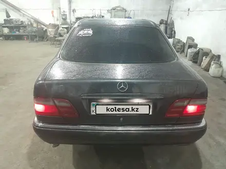 Mercedes-Benz E 230 1995 года за 1 950 000 тг. в Астана – фото 21