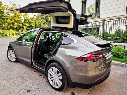 Tesla Model X 2016 года за 25 000 000 тг. в Алматы – фото 16