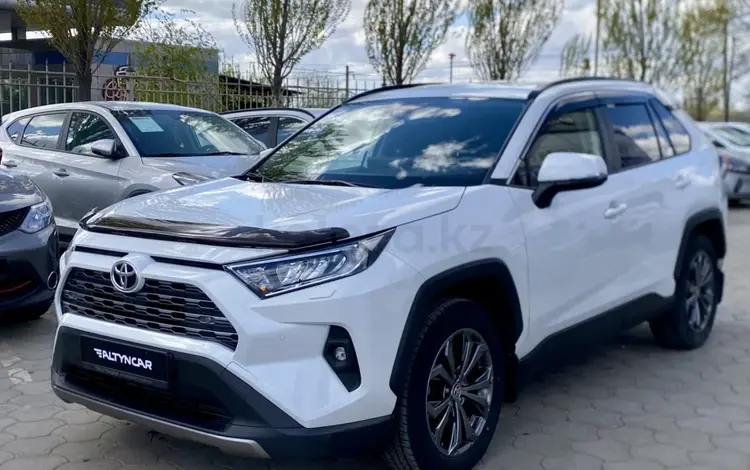 Toyota RAV4 2024 годаүшін17 900 000 тг. в Уральск
