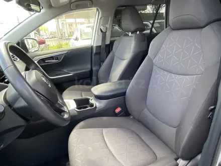 Toyota RAV4 2024 года за 17 900 000 тг. в Уральск – фото 5