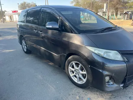 Toyota Estima 2010 года за 5 000 000 тг. в Атырау – фото 3