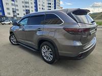 Toyota Highlander 2014 года за 17 500 000 тг. в Усть-Каменогорск