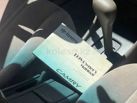 Toyota Camry 1998 года за 2 900 000 тг. в Алматы – фото 17