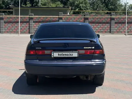 Toyota Camry 1998 года за 2 900 000 тг. в Алматы – фото 4