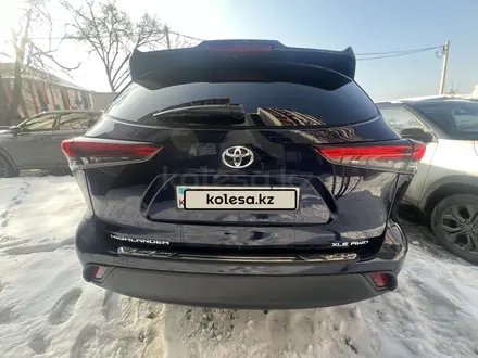 Toyota Highlander 2022 года за 25 300 000 тг. в Алматы – фото 4