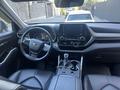 Toyota Highlander 2022 года за 25 300 000 тг. в Алматы – фото 11