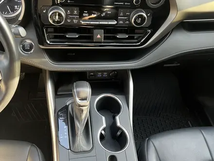 Toyota Highlander 2022 года за 25 300 000 тг. в Алматы – фото 19