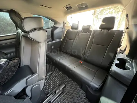 Toyota Highlander 2022 года за 25 300 000 тг. в Алматы – фото 21