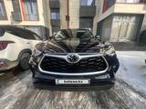 Toyota Highlander 2022 года за 25 300 000 тг. в Алматы