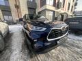 Toyota Highlander 2022 года за 25 300 000 тг. в Алматы – фото 2