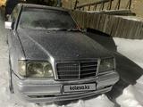 Mercedes-Benz E 280 1994 года за 2 600 000 тг. в Астана – фото 2