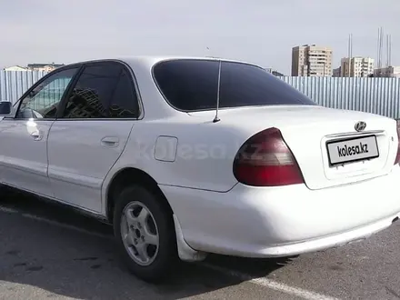 Hyundai Sonata 1998 года за 1 250 000 тг. в Талдыкорган – фото 3