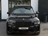 BMW X7 2022 года за 49 000 000 тг. в Шымкент